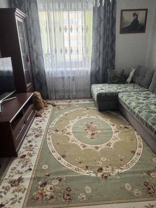 Продам ковер шелковый