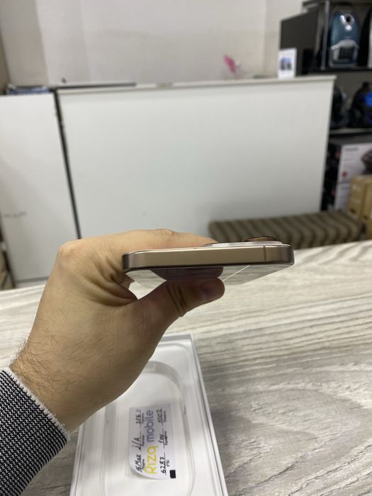 Iphone 16 pro max 100% 146 sikl