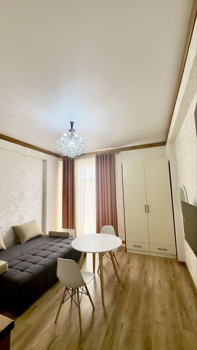 Продается однокомнытние евро квартиры с ремоном мебелью и техникой