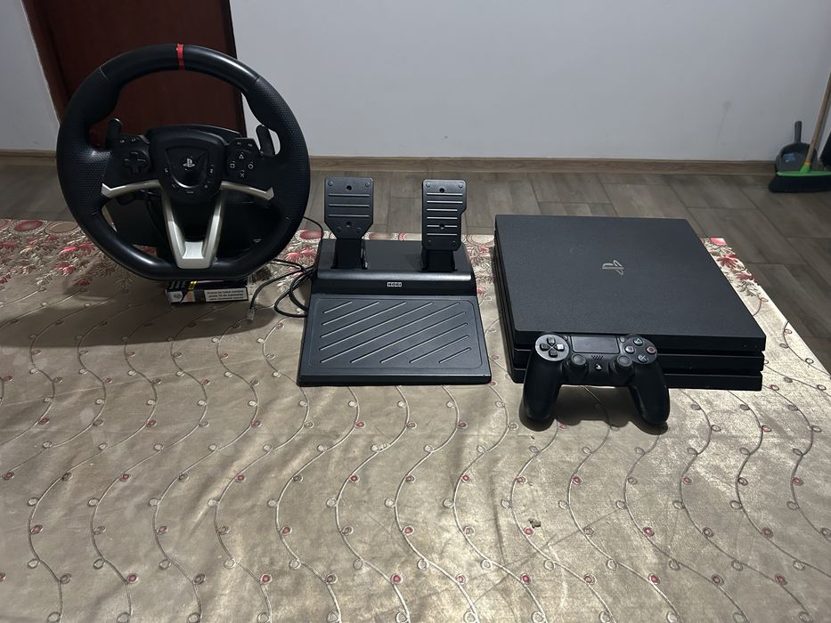 Playstation Pro + Volan