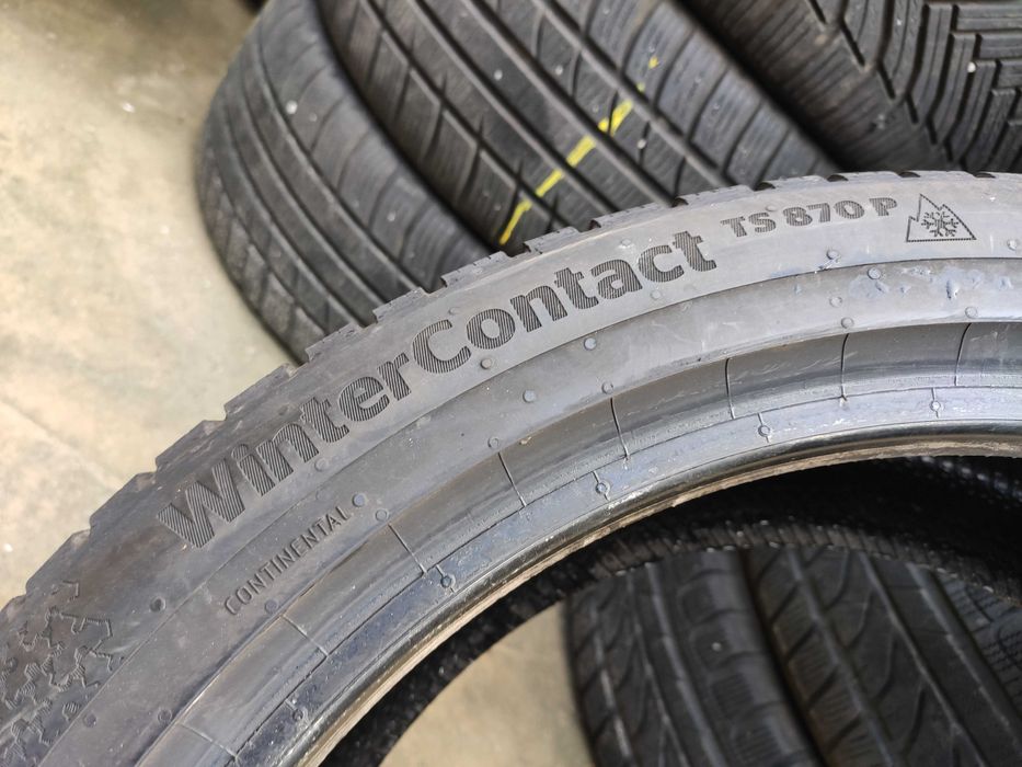 2бр Зимни гуми 225 45 18 - Continental - DOT 2022 -