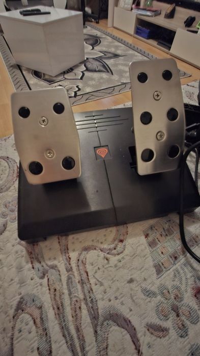 Волан за pc/конзола - в отлично състояние