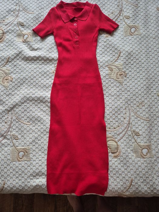 Платье новое, размер 42-46.  Цена 4000тг