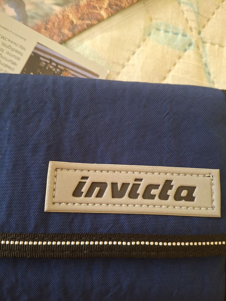 Invicta оригинален портфейл