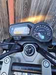 Vând Yamaha XJ6 N