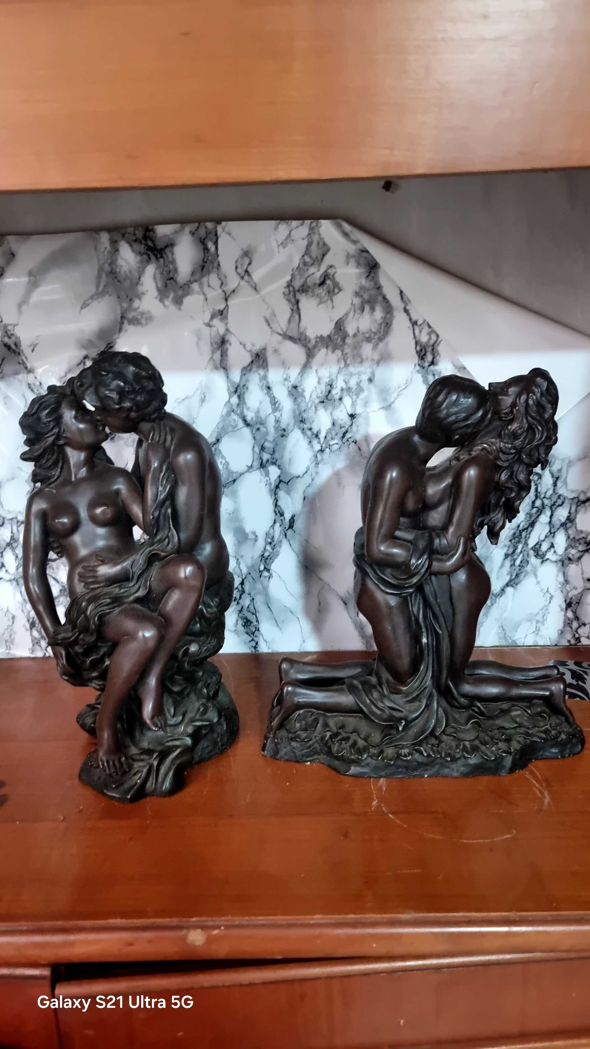 Statuie antica de marmura ceva