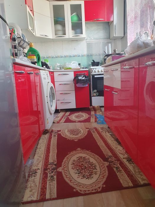 Кухиний гарнитур