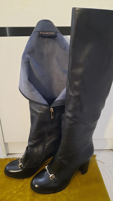 Күзде, көктемде киетін етік. Размері 38.