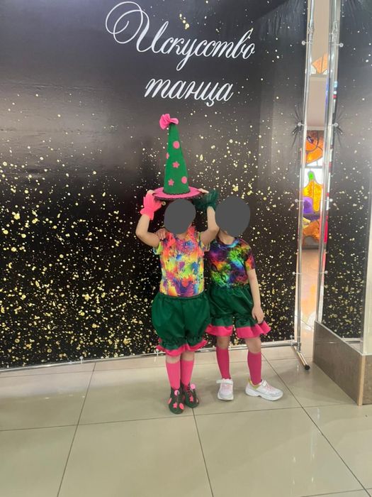 Продам костюм для девочки