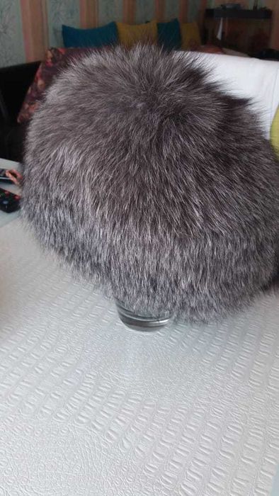 Продам шапку женскую чернобурка, состояние отличное