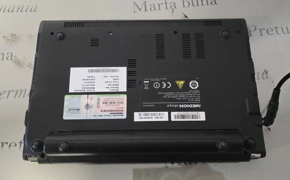 Laptop mini core2duo Medion E1222 11.6 inch functional,instalat