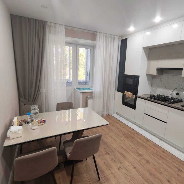 2х комнатная квартира по ул.Урожайная 18в за 39,5 млн тнг,72 м2