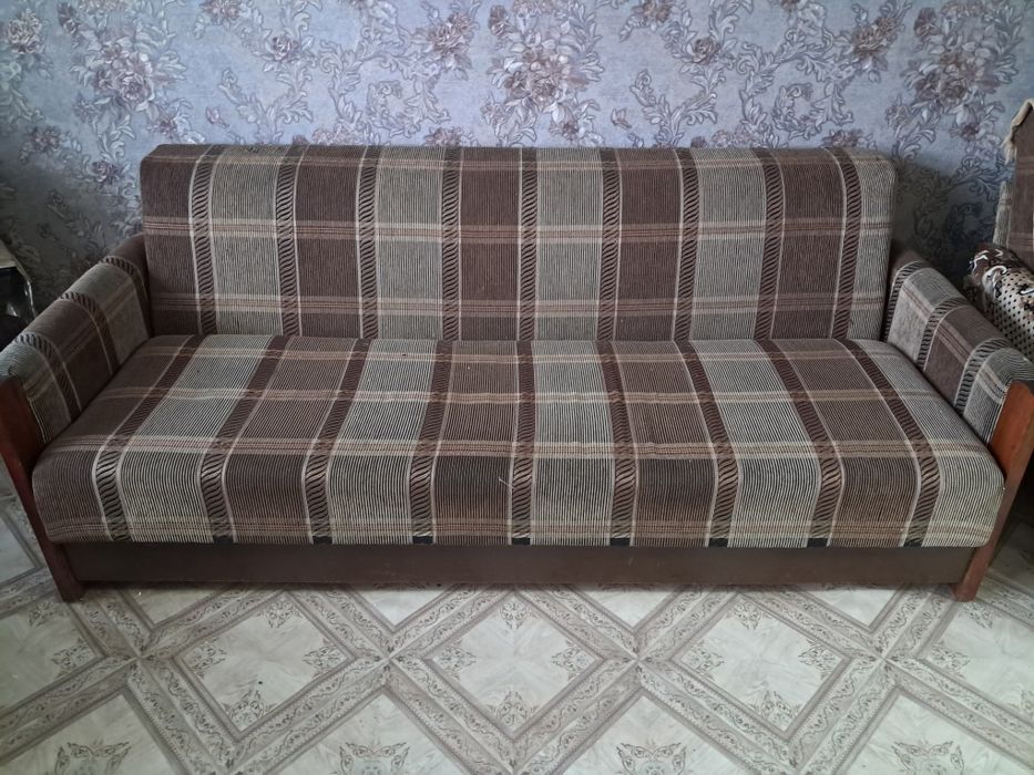 Продам диван б/у
