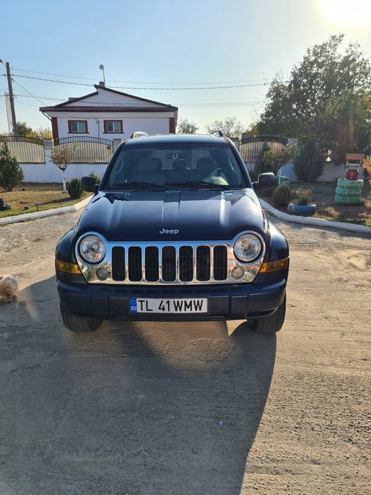 Jeep Cherokee an fabricație 2006