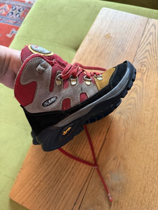 Bocanci Incaltari Trekking Olang talpa Vibram