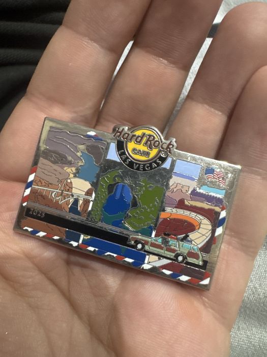 Pin-uri/Broșe Hard Rock Cafe