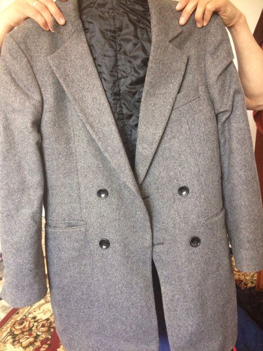 Продам пальто осеннее-весеннее