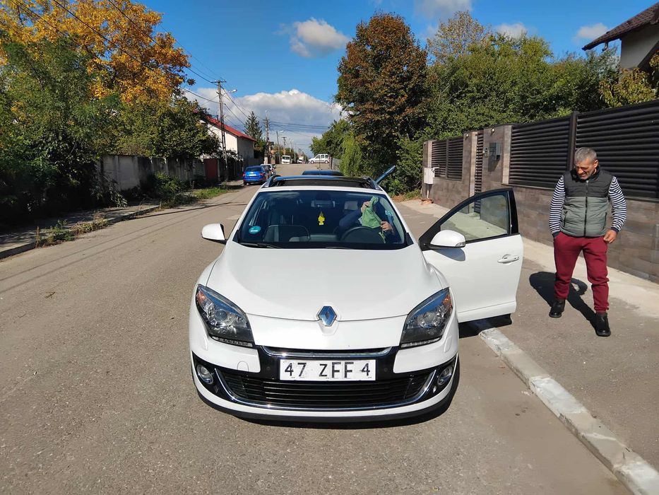 Vând /renault megane