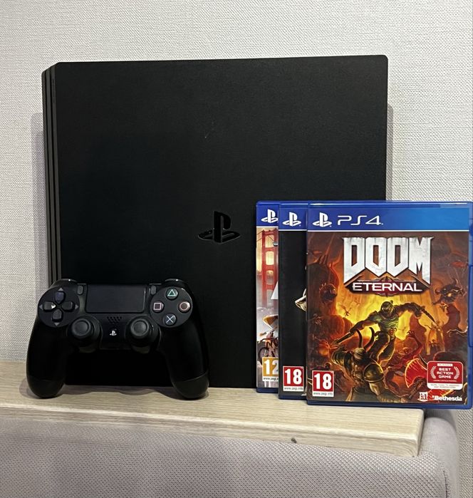 PlayStation 4 Pro (PS4 Pro) + Джойстик + 3 игры / Игры на PS5/PS4