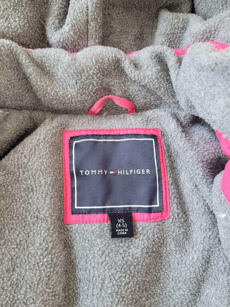 Geaca Tommy Hilfiger 4-5 ani