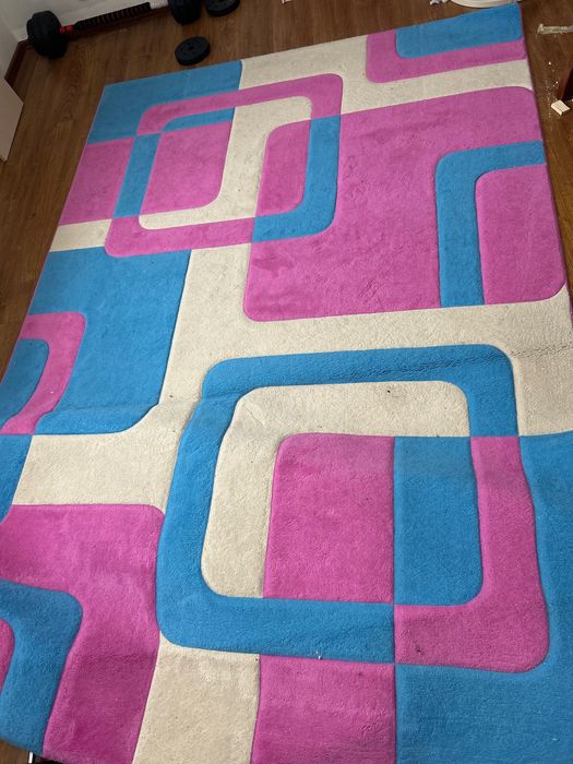 Ковер 2*3 в отличном состоянии