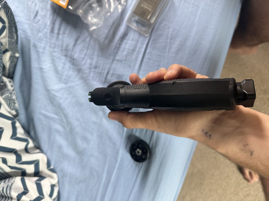 Vand pistol TR50 gen 2 calibru .50 modificat 35+j