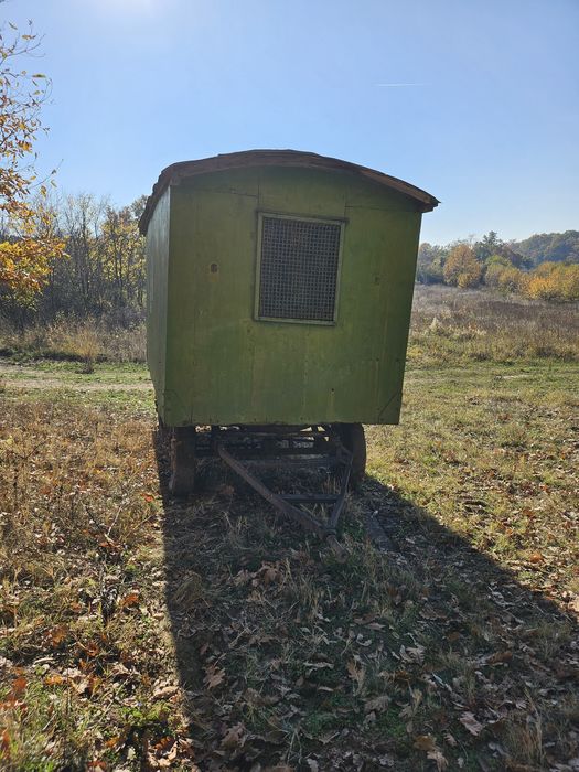 Фургон подвижен.