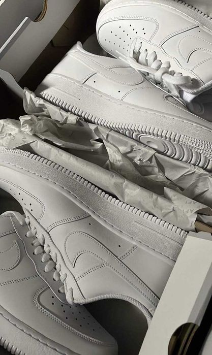 Airforce 1 Low Triple White Adidasi Nike Albi Sport