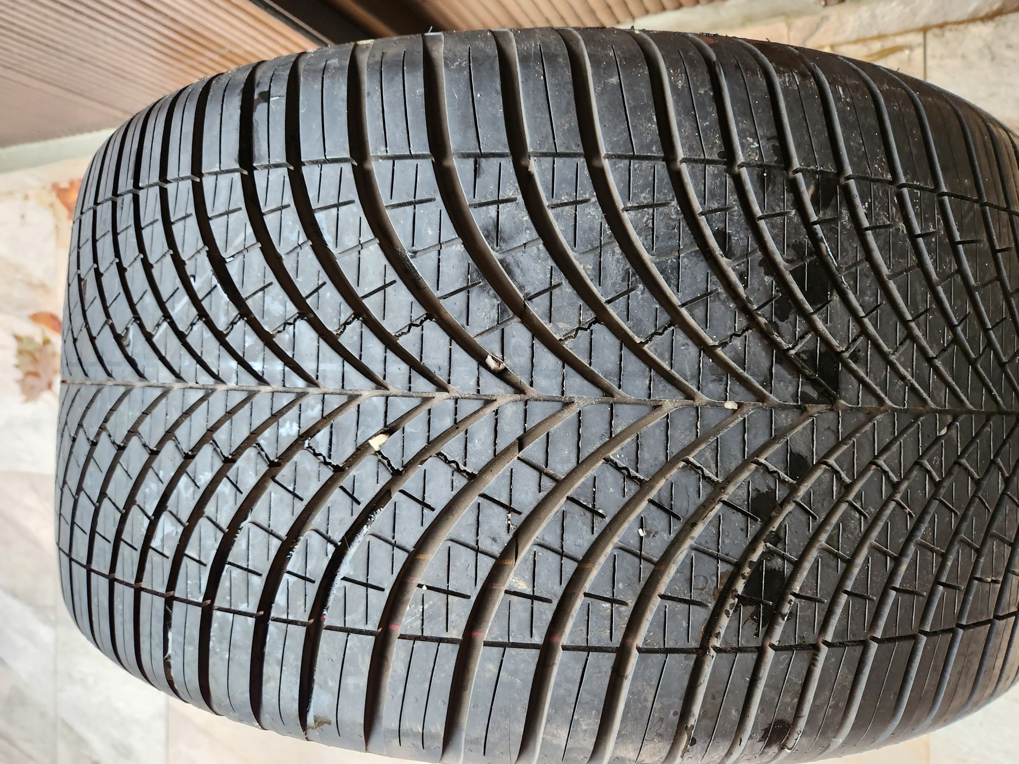 Anvelope Goodyear 315/35 R20 M+S ca noi