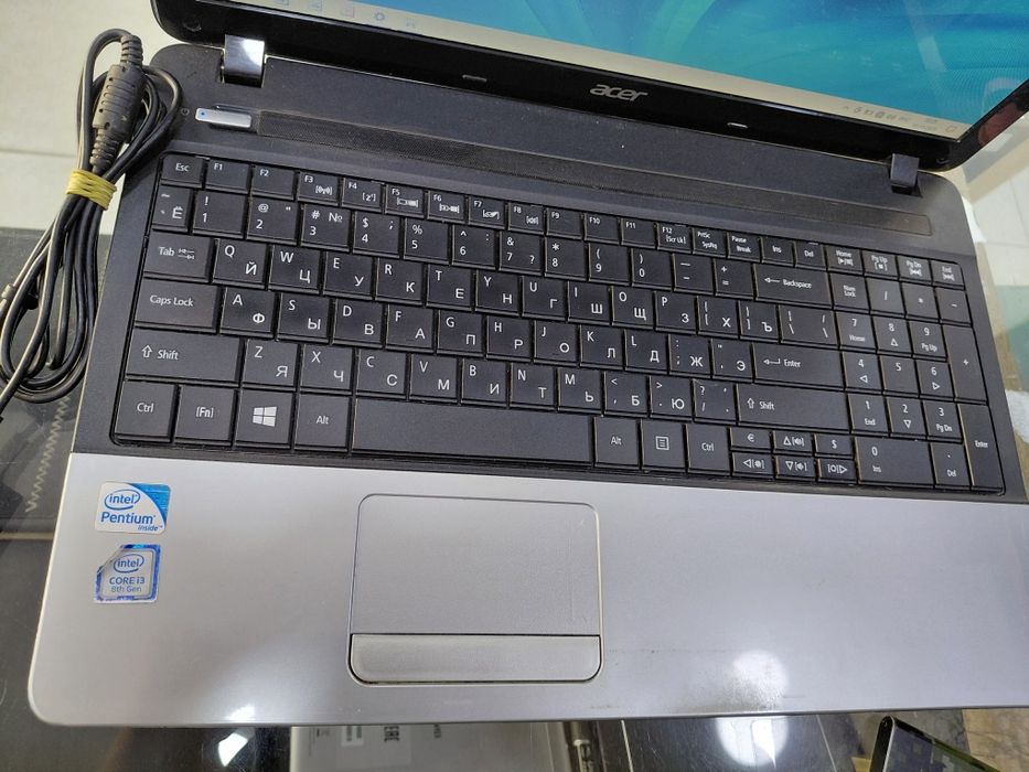 Acer laptop sdd pentium cpu