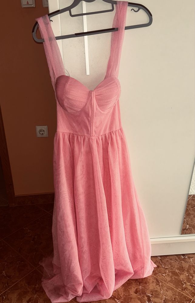 Елегантна рокля LBD
