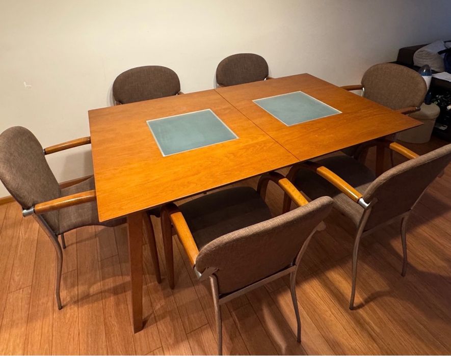 Поръчкова трапезна маса от дървен масив