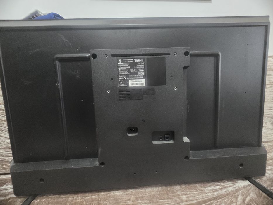 Televizor Philips cu ecran lovit