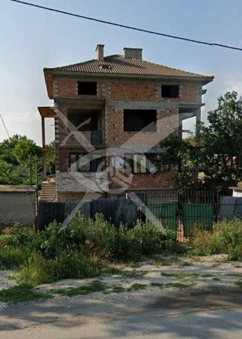 Двуетажна къща в с.Скутаре 91701