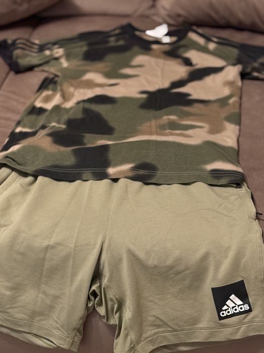 Vand tricou Adidas originals original army