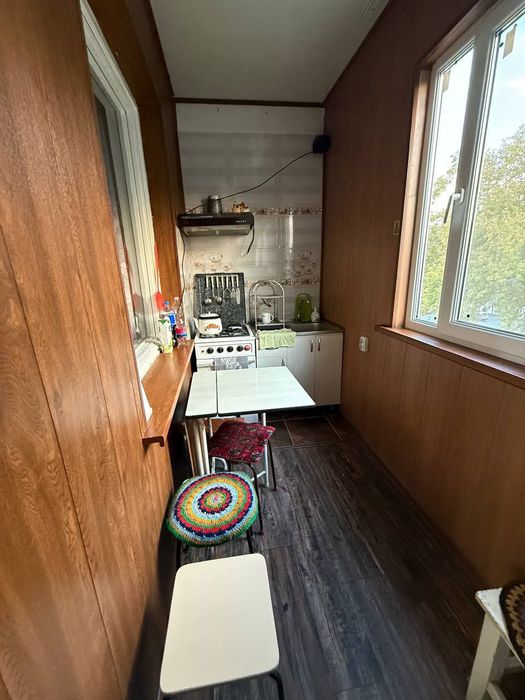 Сдается 1'2 комнатная квартира Юнусабаде 8