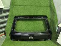 Крышка багажника на Toyota 200