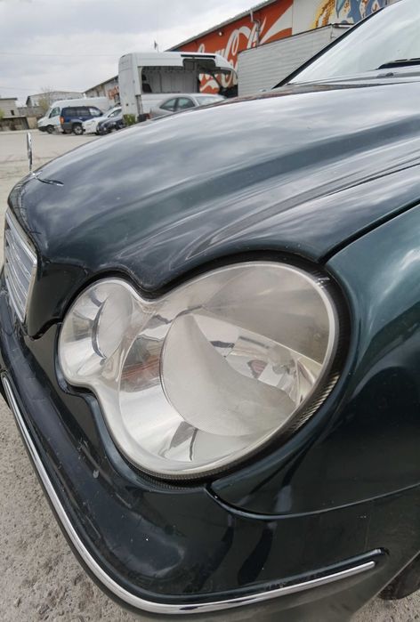 Mercedes benz w203 c200 на части