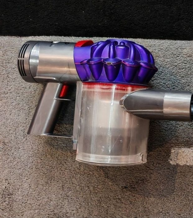 Aspirator Dyson V7