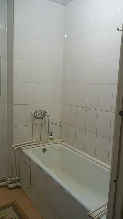 Buxoro shahar 6-mikrayonda kvartira tezda sotiladi.3 xonali.