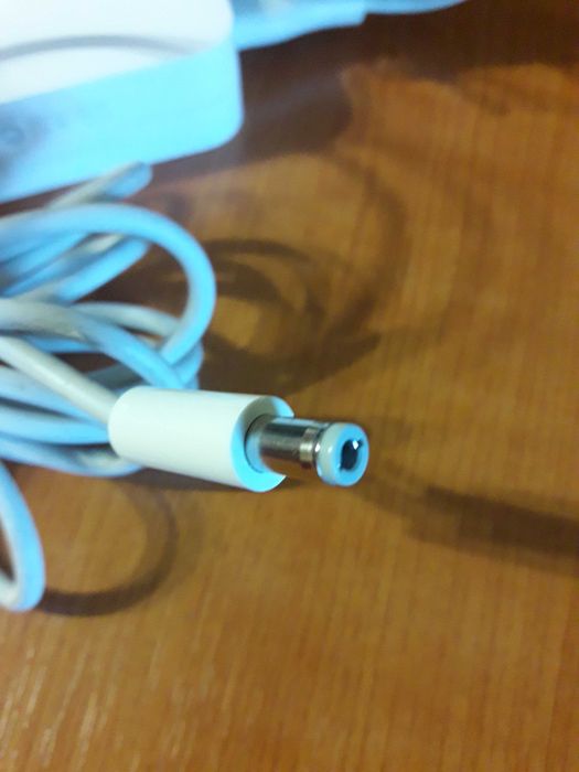 Alimentator APPLE original model 1202, 12V-1,8A