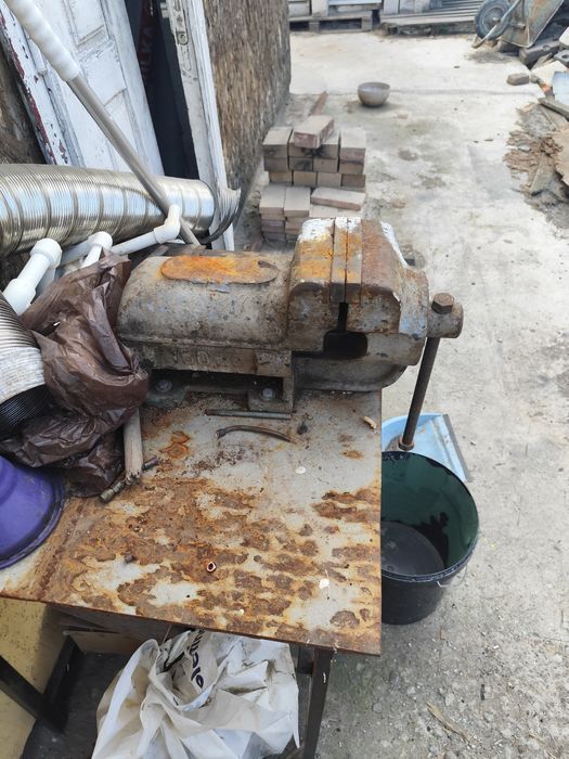 Polizor industrial si minghina