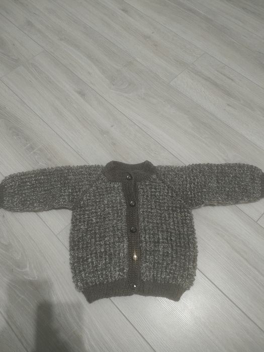 Кардиган вязаный