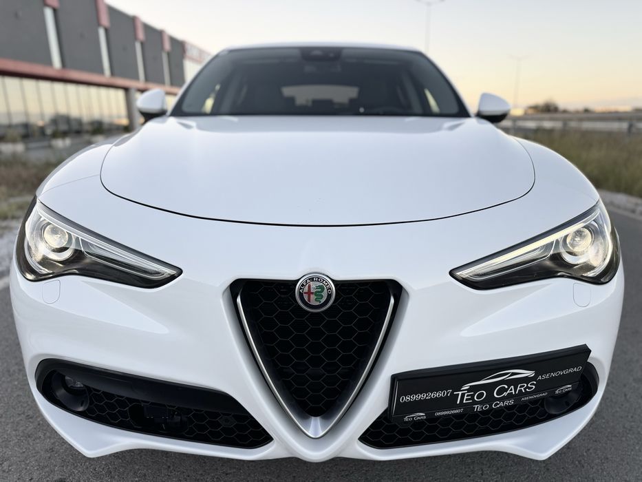 Alfa Romeo Stelvio 2.2D Q4 / FULL / Koja / Distronic / 4X4