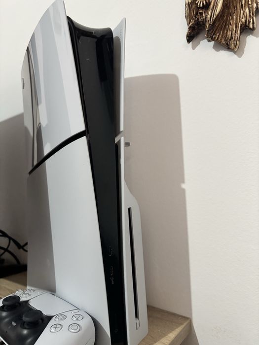Vand PlayStation 5 Slim 1 TB
