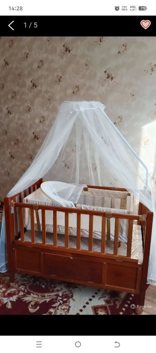 Продам манеж с люлькой