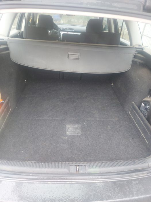Vand pasat b6  pret ușor ngociabil