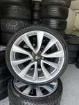 jante tesla model y model 3 5x114.3 anvelope 235 35 20 pirelli