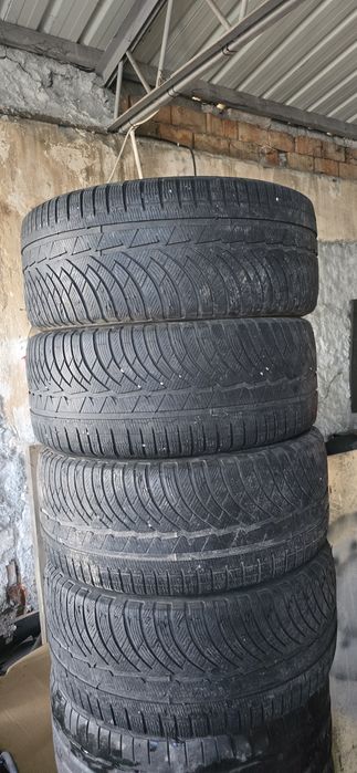 Vand cauciucuri iarna