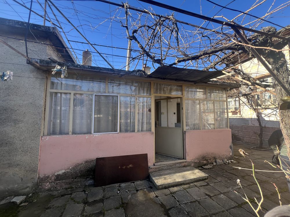 Продава се къща в с. Шейново